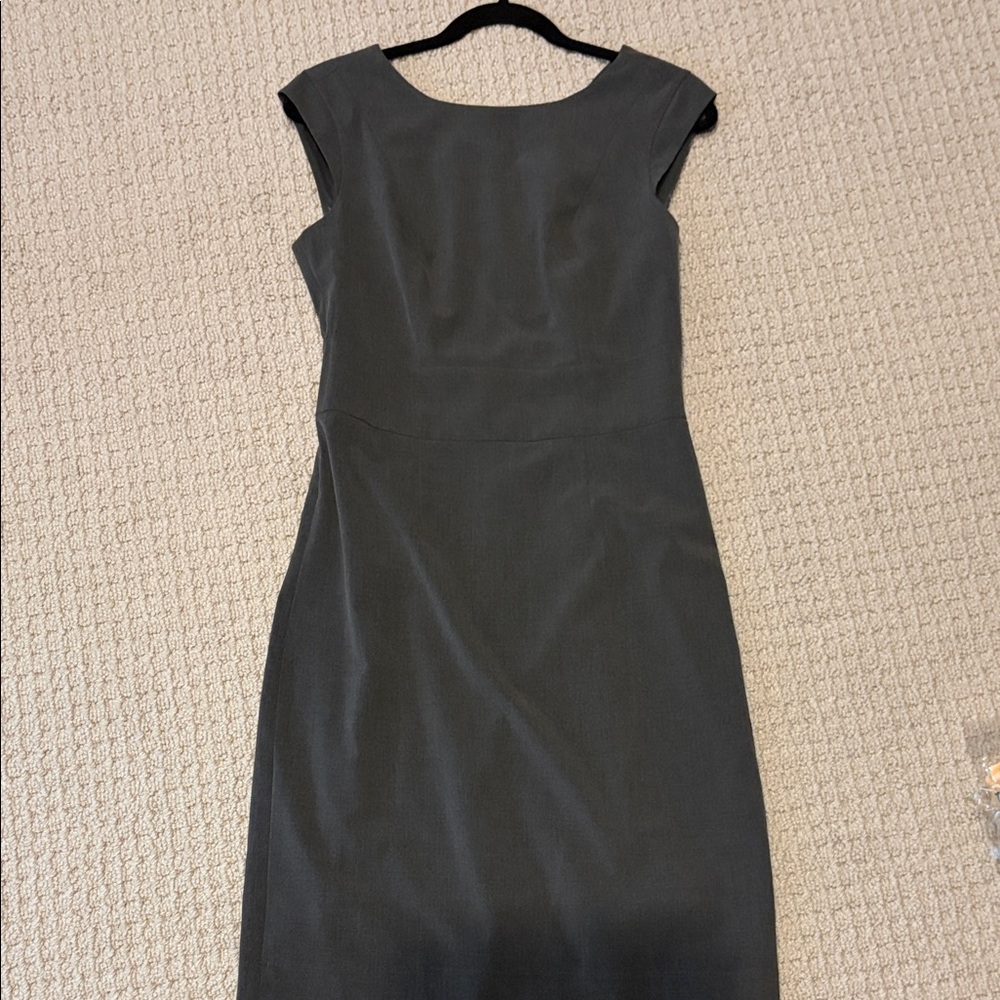 The Limited Black Cap-Sleeve Midi Sheath Dress